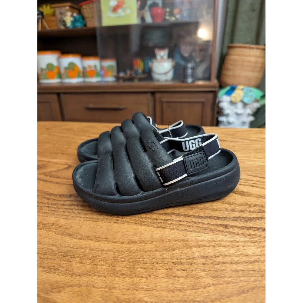 UGG Sport Yeah Kids Black‎ Logo Strap Foam Slide Sandals 1129050K